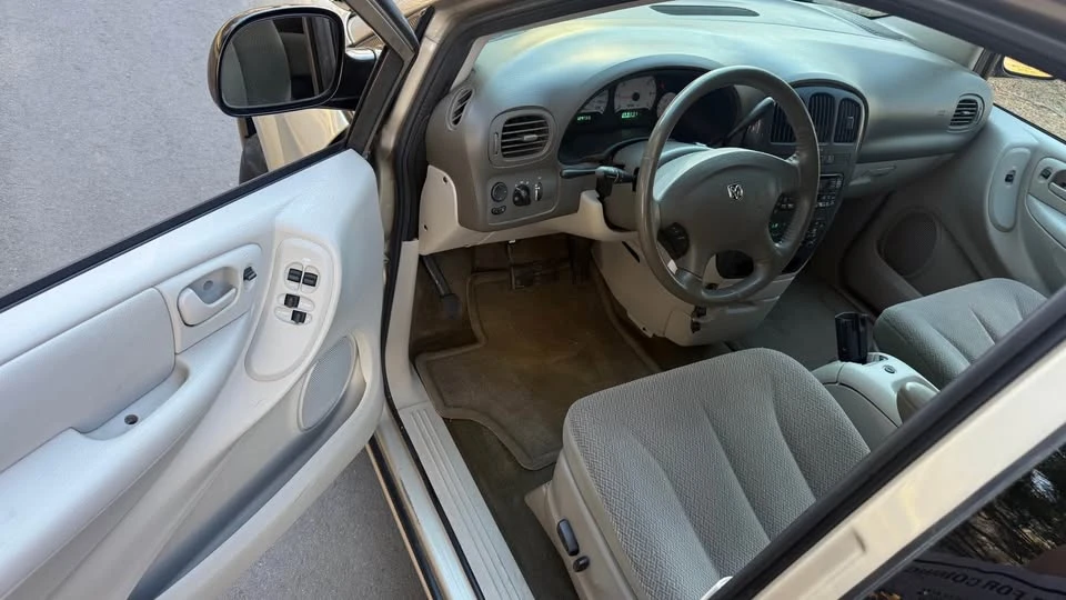 2007 Dodge Caravan - Image 11 of 13