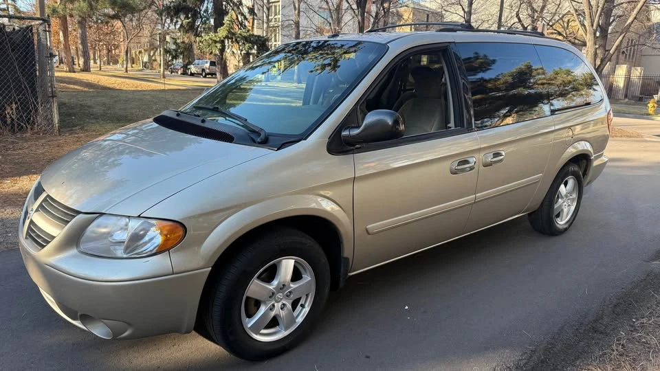 2007 Dodge Caravan - Image 2 of 13