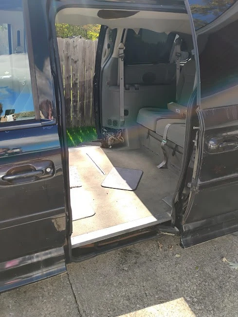 2007 Dodge Caravan - Image 3 of 12