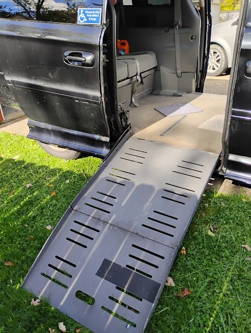 2007 Dodge Caravan - Image 10 of 12