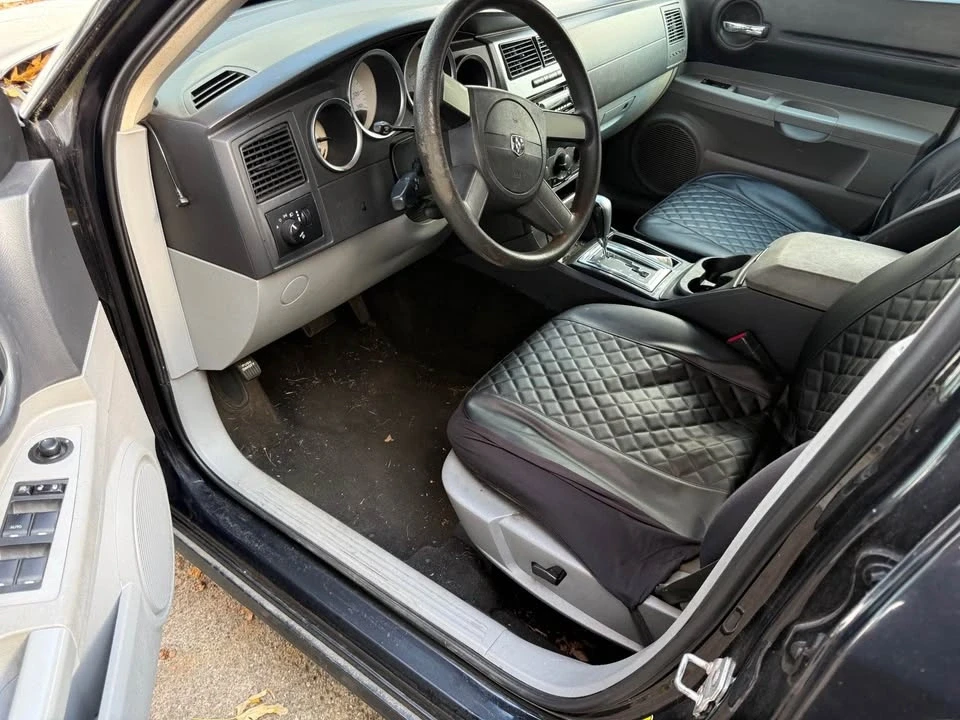 2007 Dodge Magnum 2nd Gen Wagon - Image 4 of 7