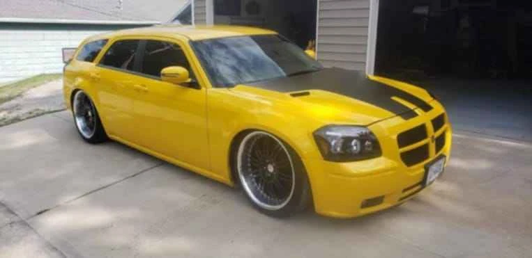2007 Dodge Magnum 2nd Gen Wagon - Image 2 of 14