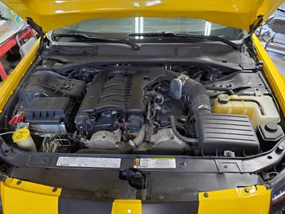 2007 Dodge Magnum 2nd Gen Wagon - Image 9 of 14