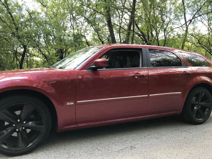 2007 Dodge Magnum 2nd Gen Wagon - Image 2 of 4