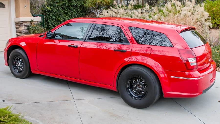 2007 Dodge Magnum 2nd Gen Wagon - Image 2 of 11