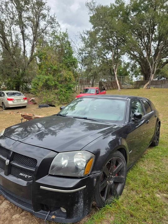 2007 Dodge Magnum SRT8 2nd Gen - Image 3 of 9