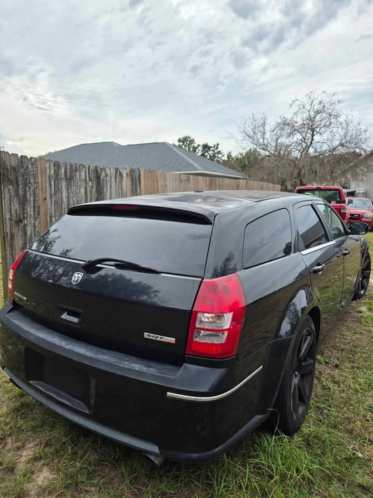 2007 Dodge Magnum SRT8 2nd Gen - Image 6 of 9