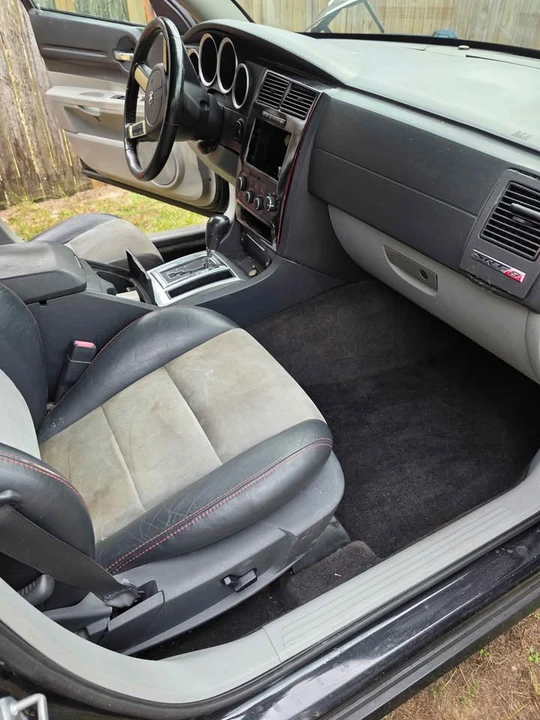 2007 Dodge Magnum SRT8 2nd Gen - Image 9 of 9