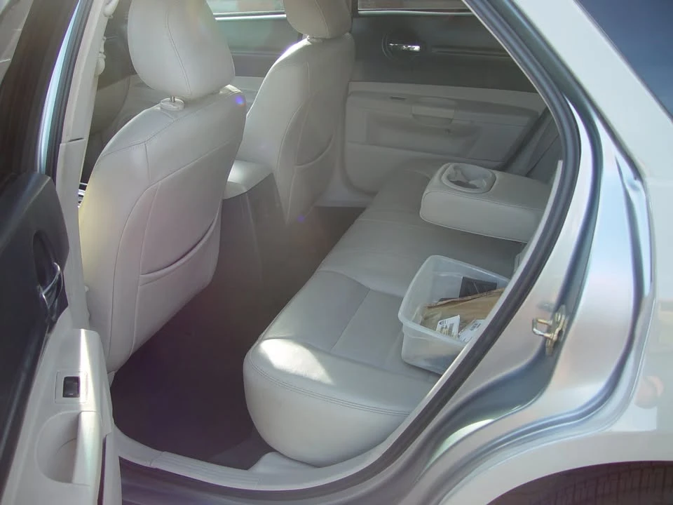 2007 Dodge Magnum 2nd Gen Wagon - Image 5 of 13