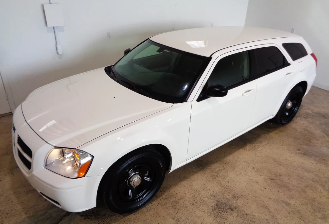 2007 Dodge Magnum 2nd Gen Wagon - Image 8 of 21