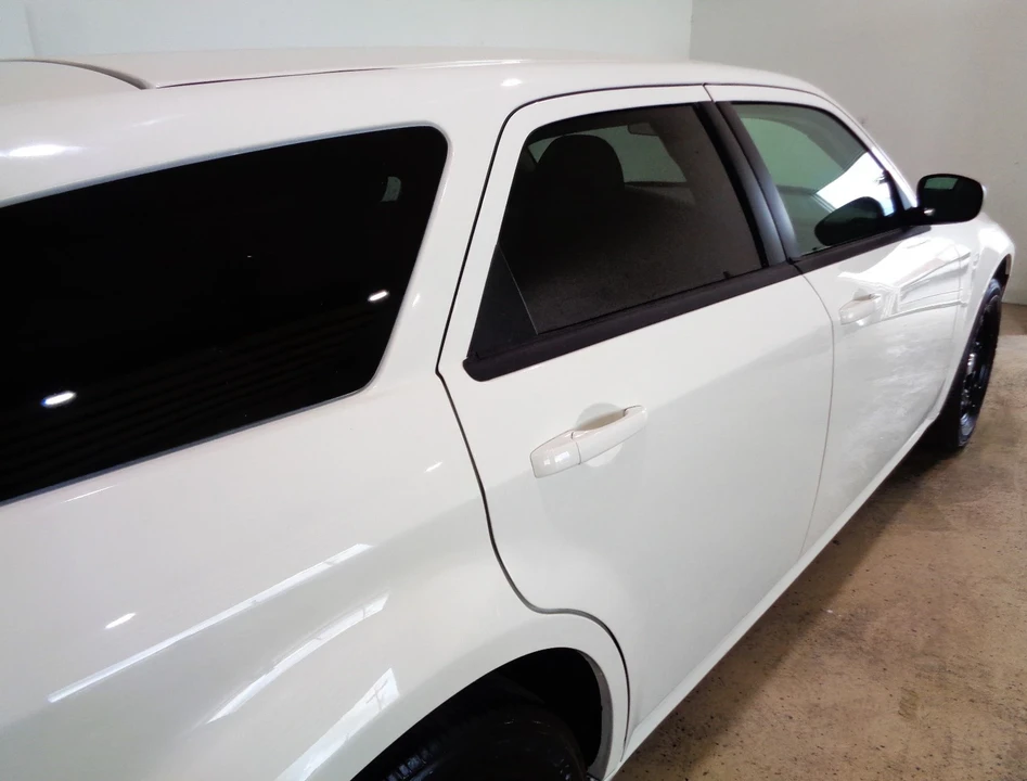 2007 Dodge Magnum 2nd Gen Wagon - Image 12 of 21