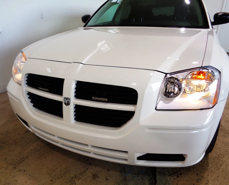 2007 Dodge Magnum 2nd Gen Wagon - Image 14 of 21