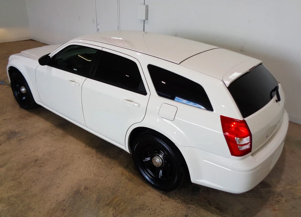 2007 Dodge Magnum 2nd Gen Wagon - Image 10 of 21