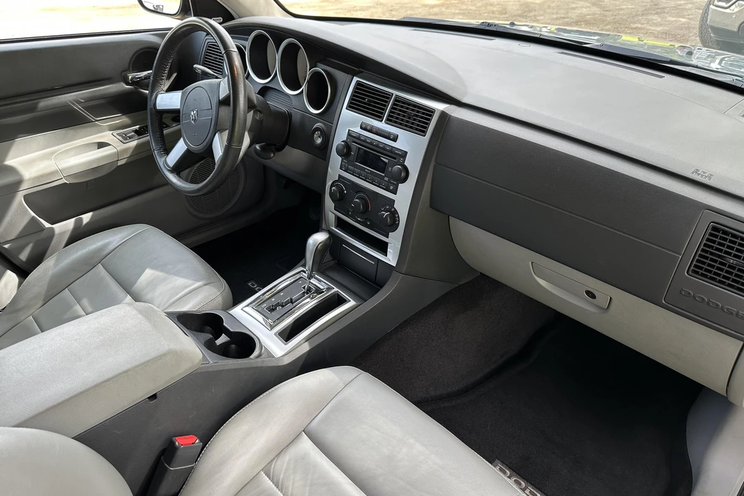 2007 Dodge Magnum 2nd Gen Wagon - Image 24 of 31