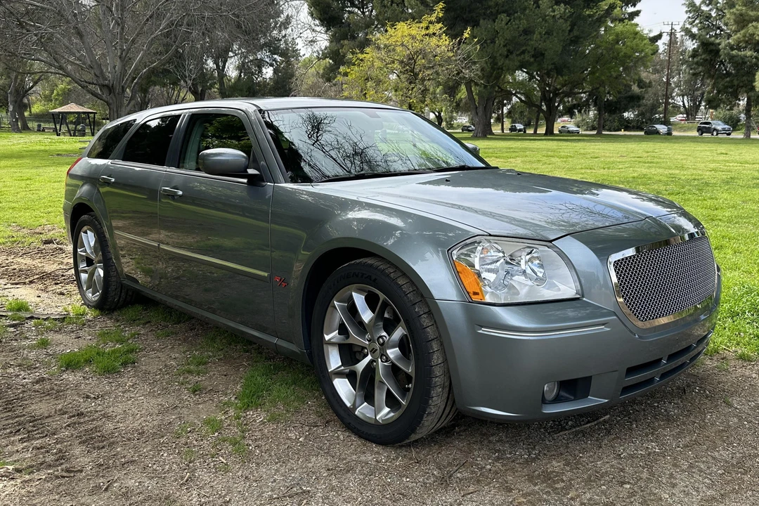 2007 Dodge Magnum 2nd Gen Wagon - Image 3 of 31