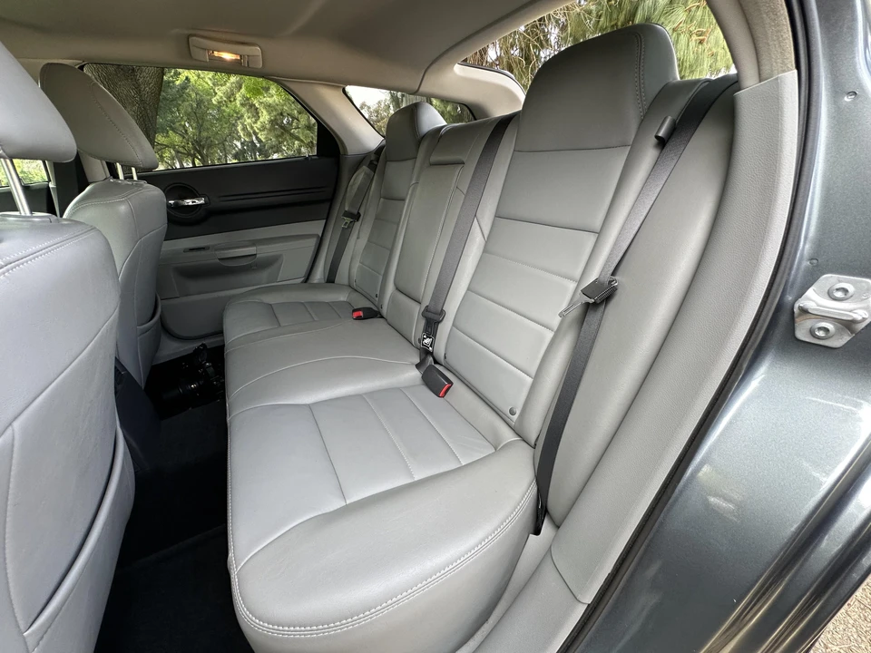 2007 Dodge Magnum 2nd Gen Wagon - Image 31 of 31