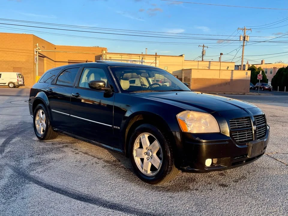 2007 Dodge Magnum 2nd Gen Wagon - Image 3 of 14