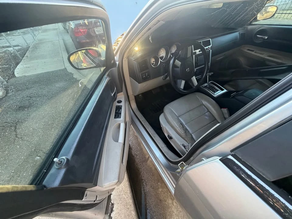 2007 Dodge Magnum 2nd Gen Wagon - Image 12 of 15
