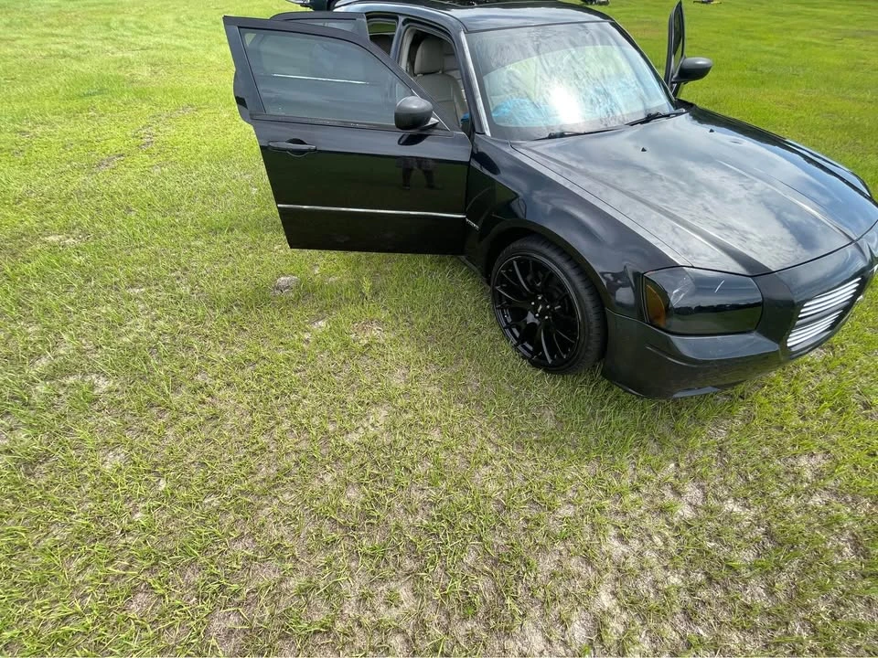 2007 Dodge Magnum 2nd Gen Wagon - Image 6 of 19