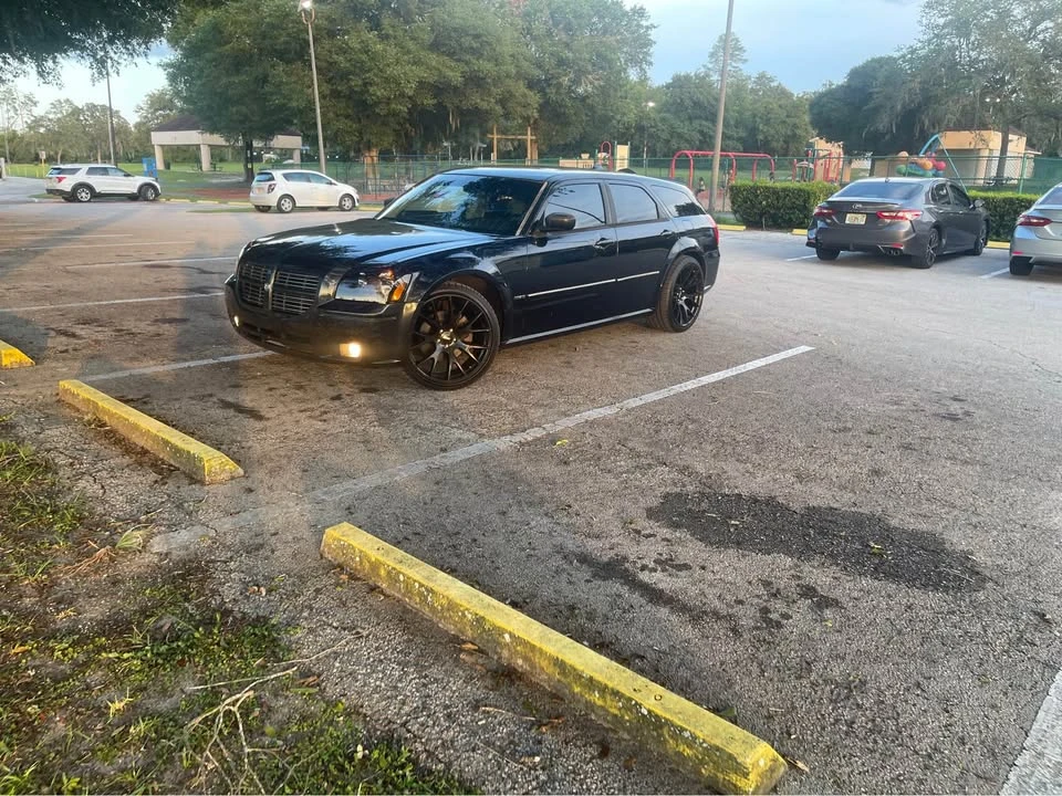 2007 Dodge Magnum 2nd Gen Wagon - Image 10 of 19