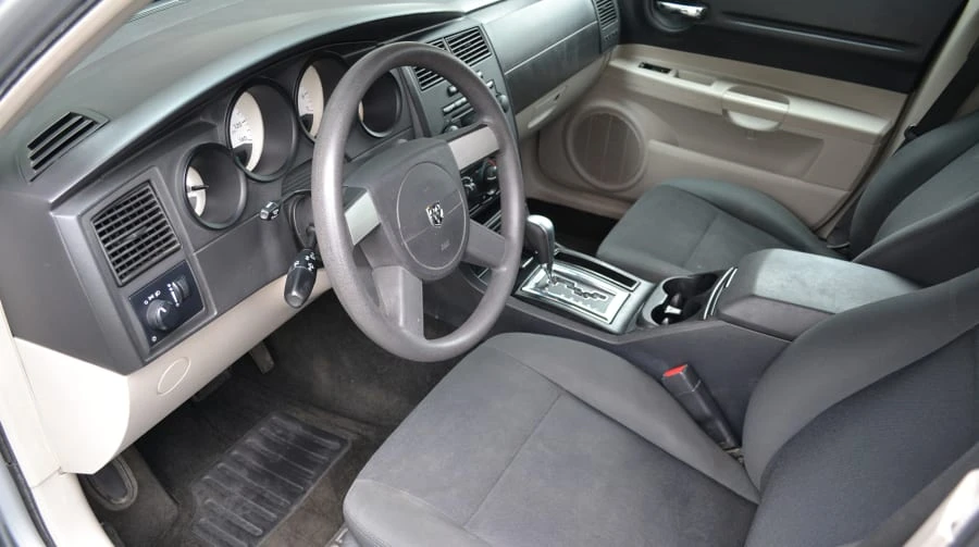 2007 Dodge Magnum 2nd Gen Wagon - Image 4 of 7