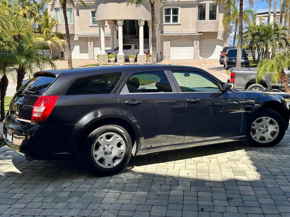 2007 Dodge Magnum 2nd Gen Wagon - Image 8 of 24