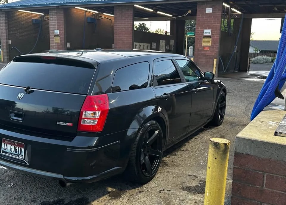2007 Dodge Magnum SRT8 2nd Gen - Image 9 of 9
