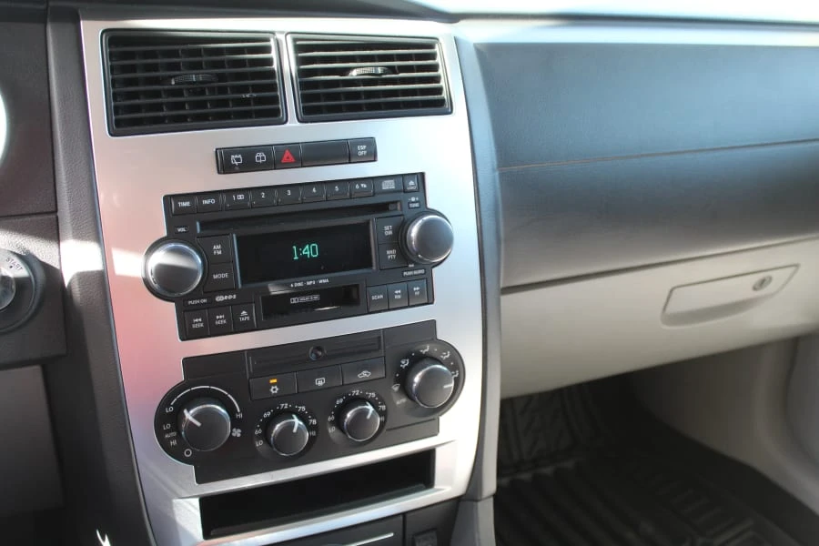 2007 Dodge Magnum SRT8 2nd Gen - Image 9 of 22