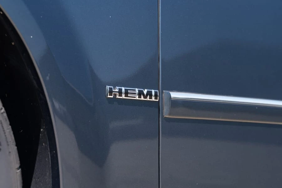2007 Dodge Magnum SRT8 2nd Gen - Image 17 of 31