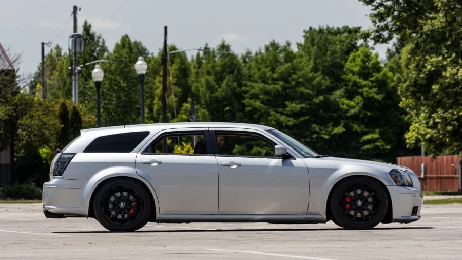 2007 Dodge Magnum SRT8 2nd Gen - Image 8 of 12