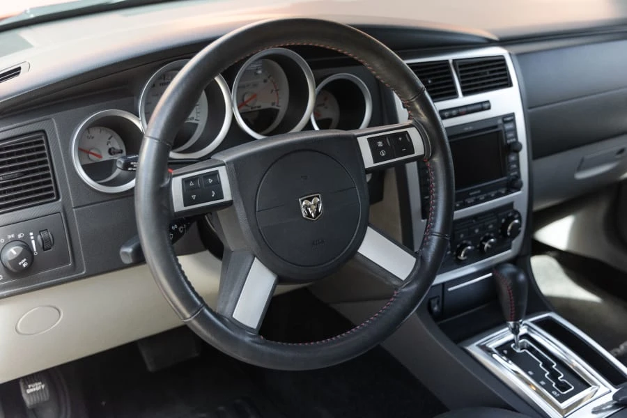 2007 Dodge Magnum SRT8 2nd Gen - Image 20 of 24