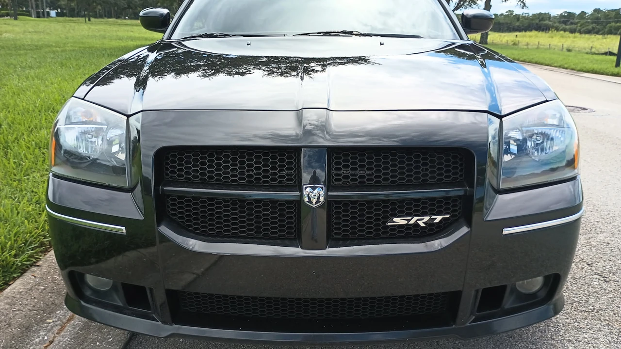 2007 Dodge Magnum SRT8 2nd Gen - Image 13 of 15
