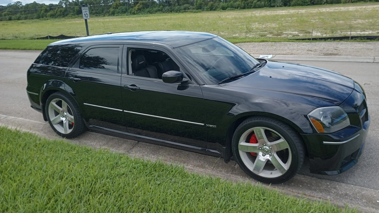 2007 Dodge Magnum SRT8 2nd Gen - Image 15 of 15