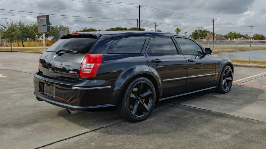 2007 Dodge Magnum SRT8 2nd Gen - Image 3 of 10