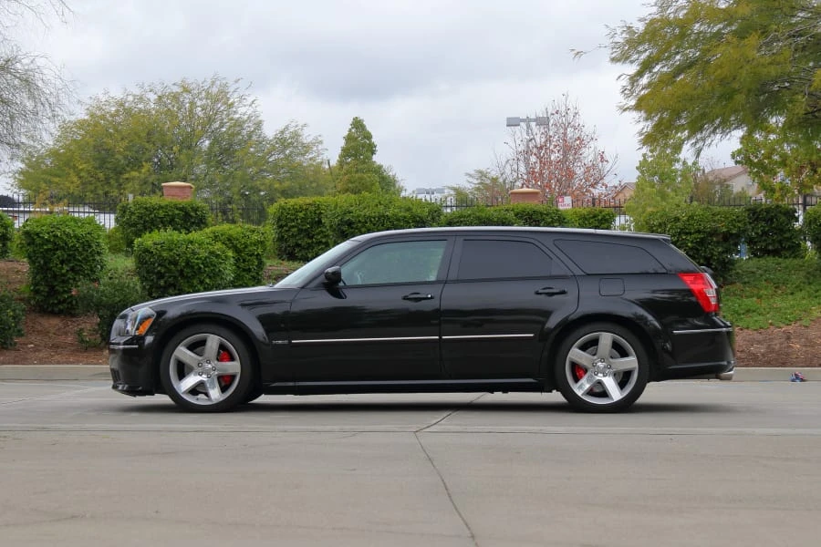 2007 Dodge Magnum SRT8 2nd Gen - Image 2 of 31