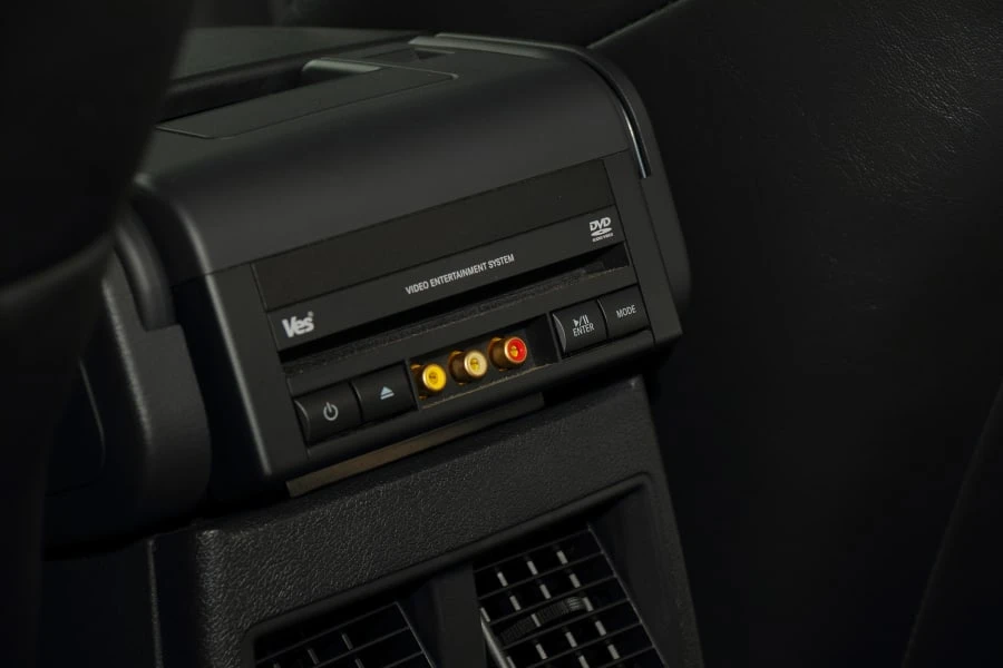 2007 Dodge Magnum SRT8 2nd Gen - Image 23 of 31