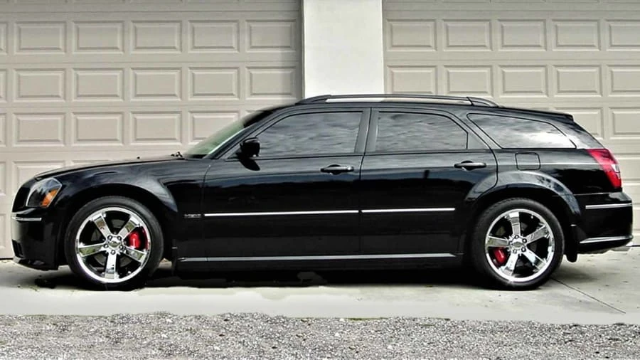 2007 Dodge Magnum SRT8 2nd Gen - Image 2 of 10