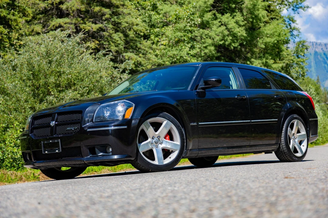 2007 Dodge Magnum SRT8 2nd Gen - Image 11 of 31