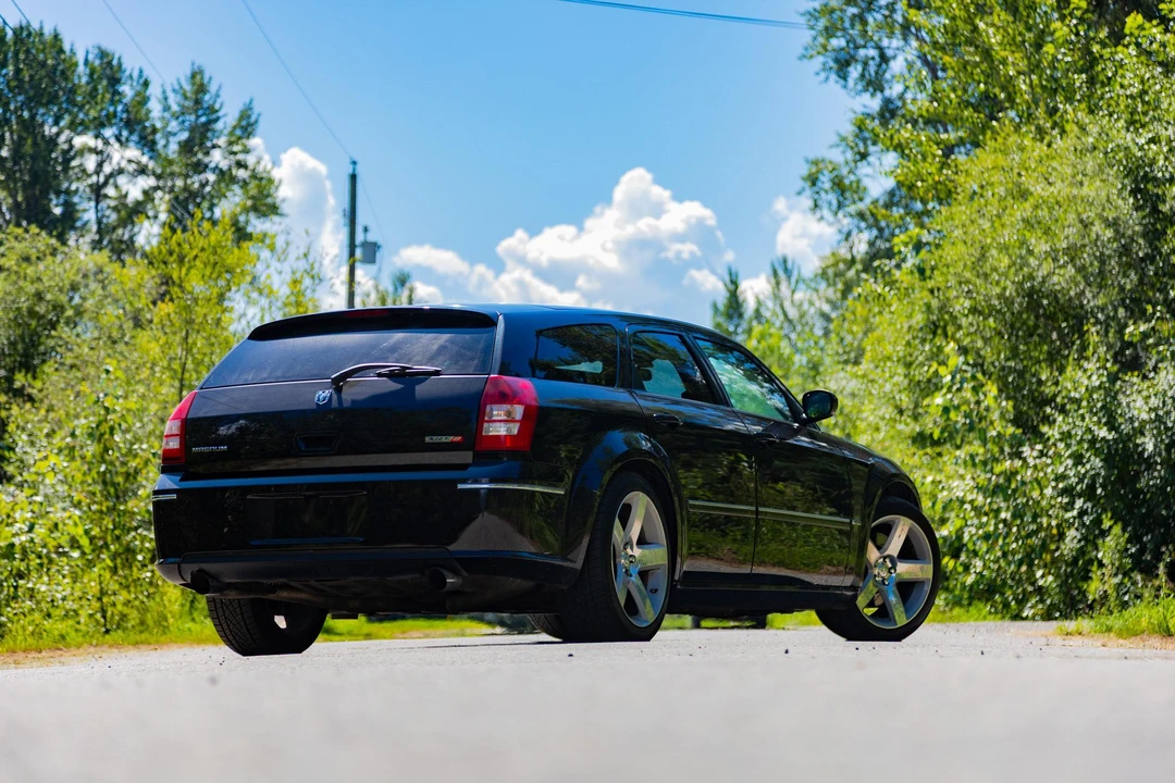 2007 Dodge Magnum SRT8 2nd Gen - Image 17 of 31