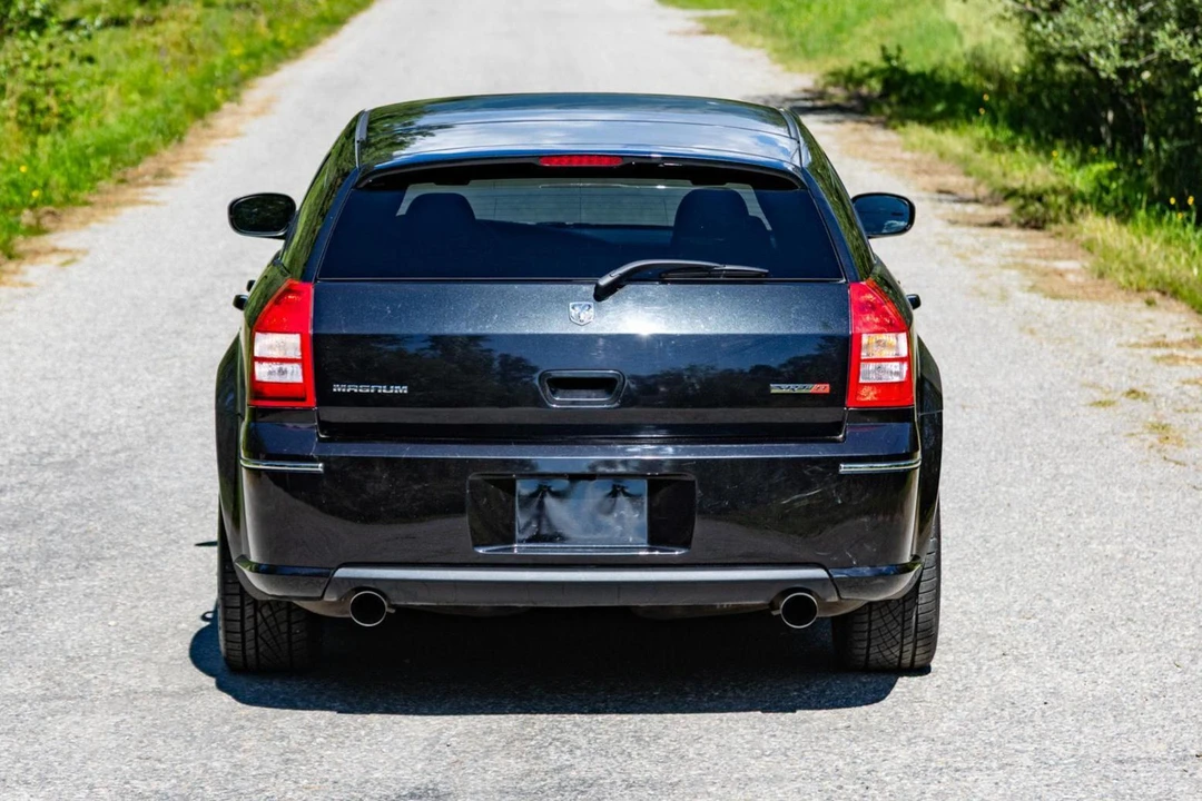 2007 Dodge Magnum SRT8 2nd Gen - Image 5 of 31