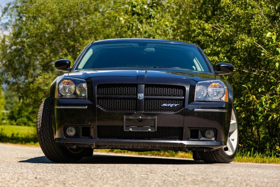 2007 Dodge Magnum SRT8 2nd Gen - Image 2 of 31