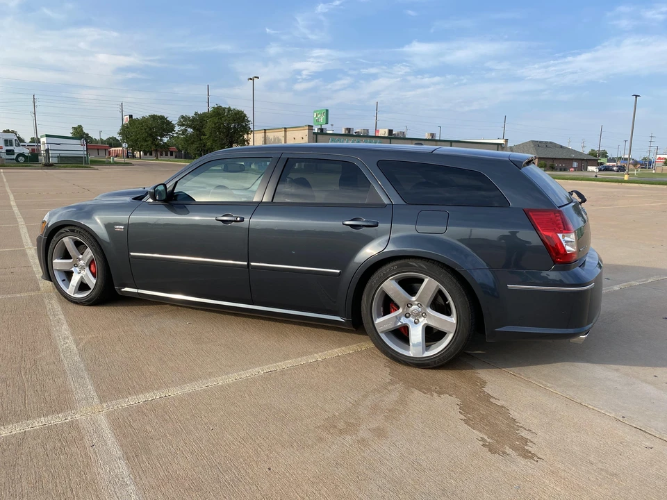 2007 Dodge Magnum SRT8 2nd Gen - Image 11 of 31