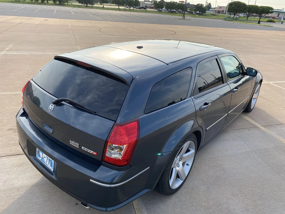 2007 Dodge Magnum SRT8 2nd Gen - Image 17 of 31