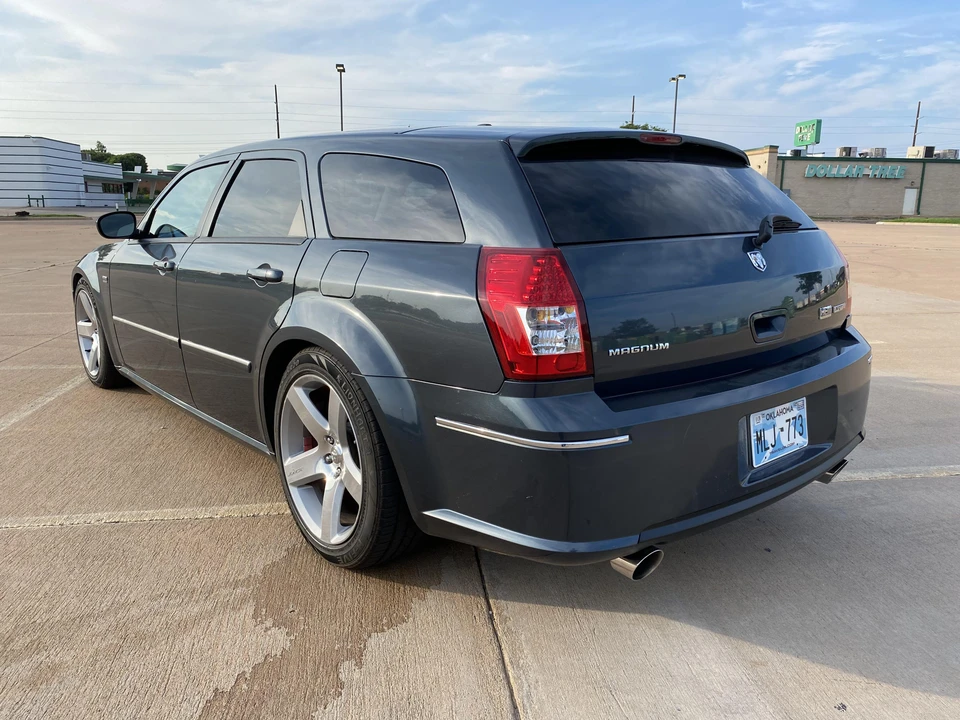 2007 Dodge Magnum SRT8 2nd Gen - Image 13 of 31