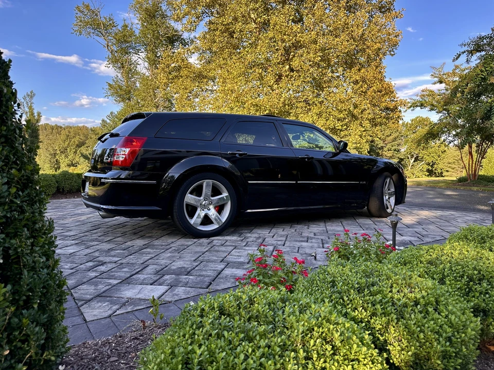 2007 Dodge Magnum SRT8 2nd Gen - Image 14 of 31