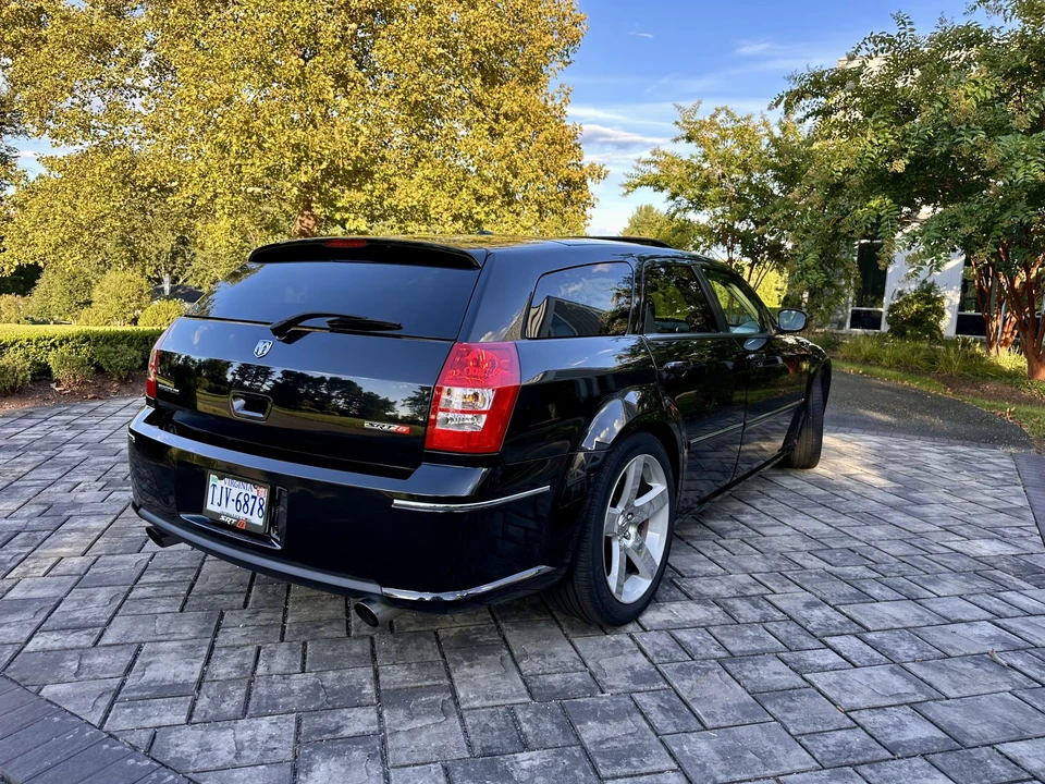2007 Dodge Magnum SRT8 2nd Gen - Image 15 of 31