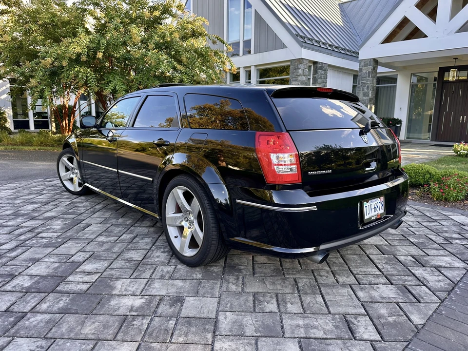 2007 Dodge Magnum SRT8 2nd Gen - Image 19 of 31