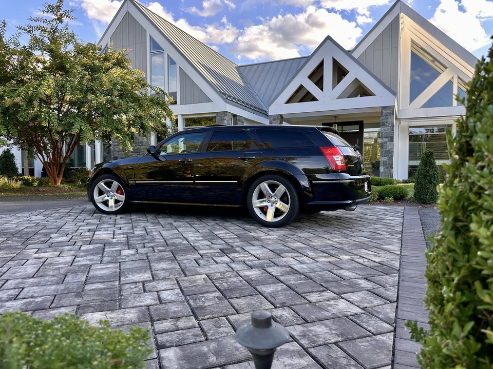 2007 Dodge Magnum SRT8 2nd Gen - Image 23 of 31