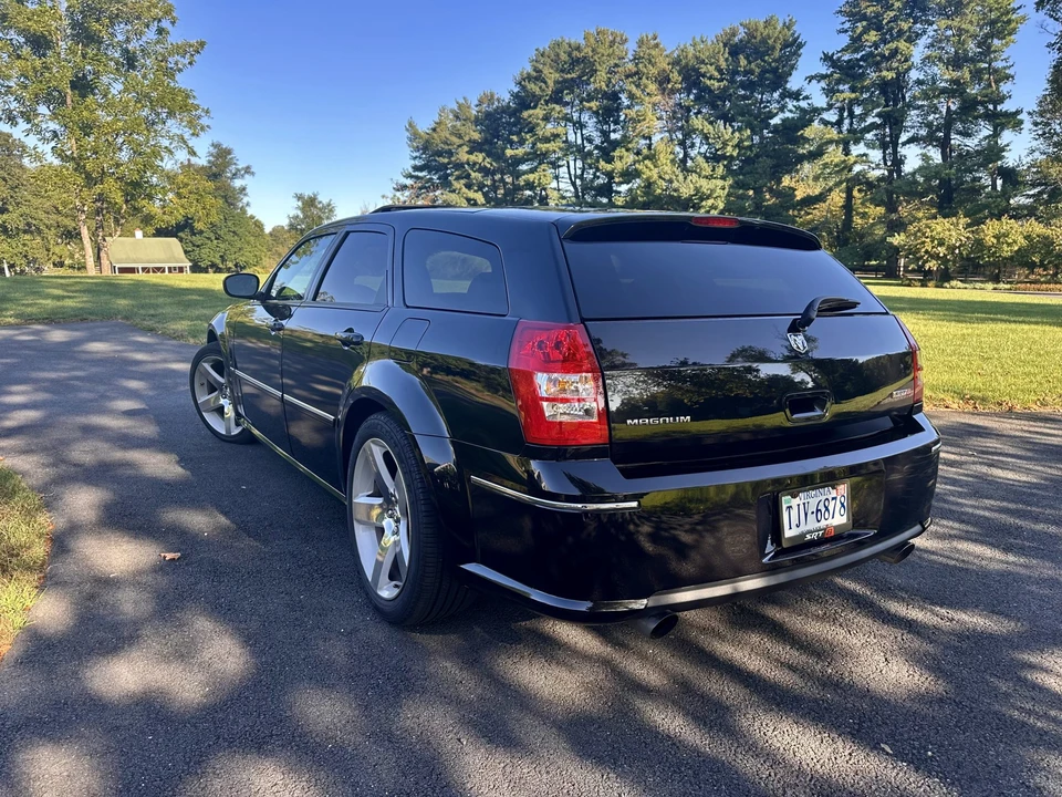 2007 Dodge Magnum SRT8 2nd Gen - Image 18 of 31