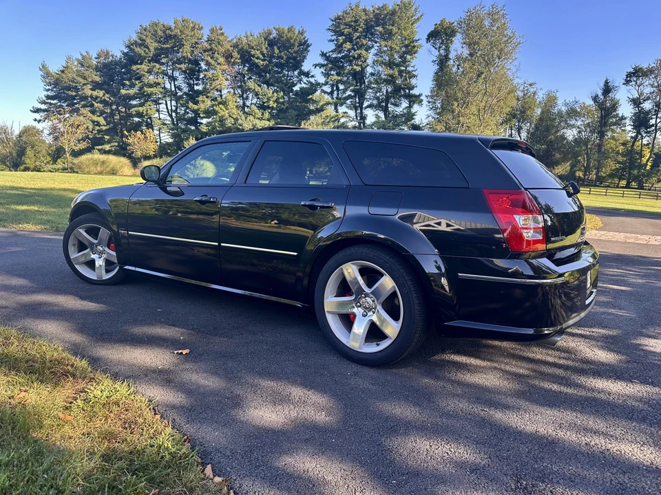 2007 Dodge Magnum SRT8 2nd Gen - Image 21 of 31
